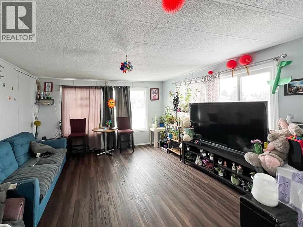 4919 1 Street, Donnelly, Alberta  T0H 1G0 - Photo 5 - A2273651