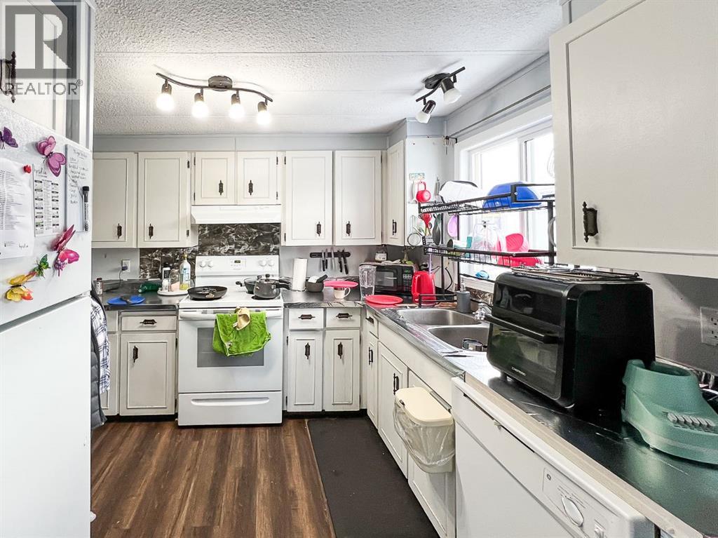 4919 1 Street, Donnelly, Alberta  T0H 1G0 - Photo 9 - A2273651