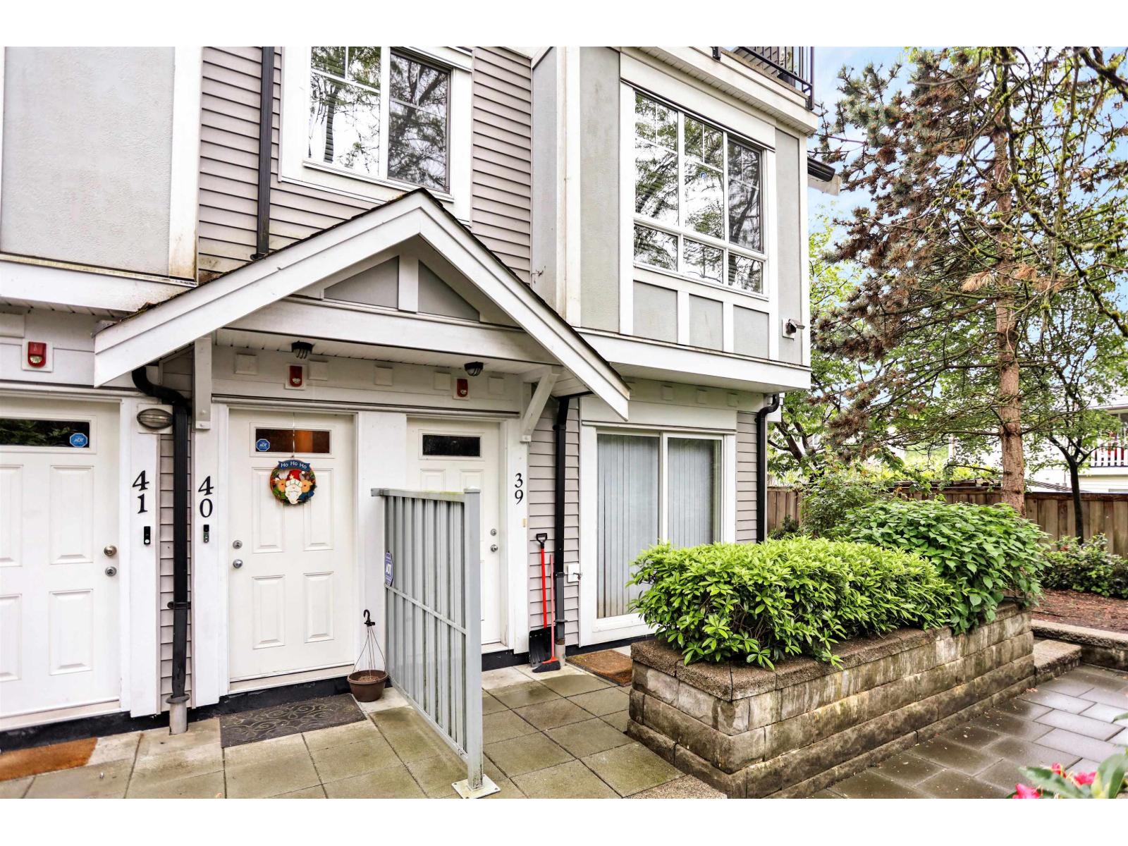 40 13239 OLD YALE ROAD, Surrey, British Columbia