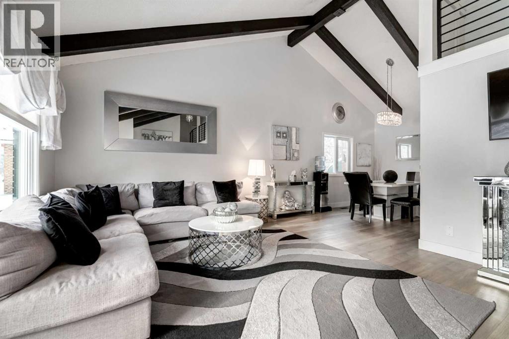 16 Woodgate Close Sw, Calgary, Alberta  T2W 4C1 - Photo 5 - A2281588