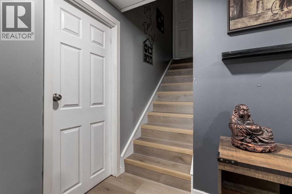 16 Woodgate Close Sw, Calgary, Alberta  T2W 4C1 - Photo 37 - A2281588