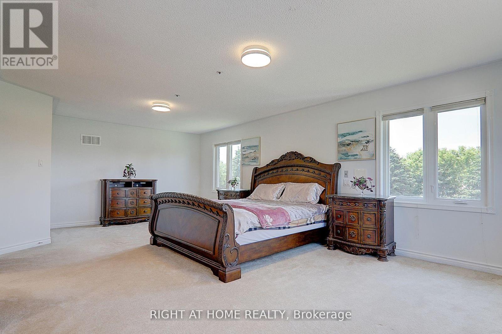 1008 Mount Albert Road, East Gwillimbury, Ontario  L0G 1V0 - Photo 10 - N12606852