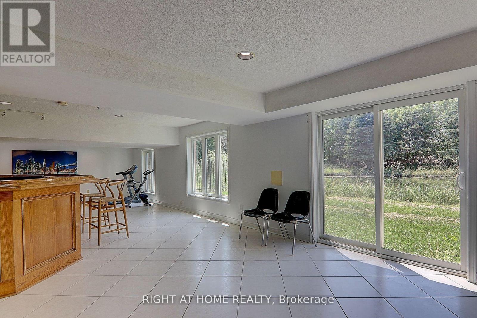 1008 Mount Albert Road, East Gwillimbury, Ontario  L0G 1V0 - Photo 23 - N12606852