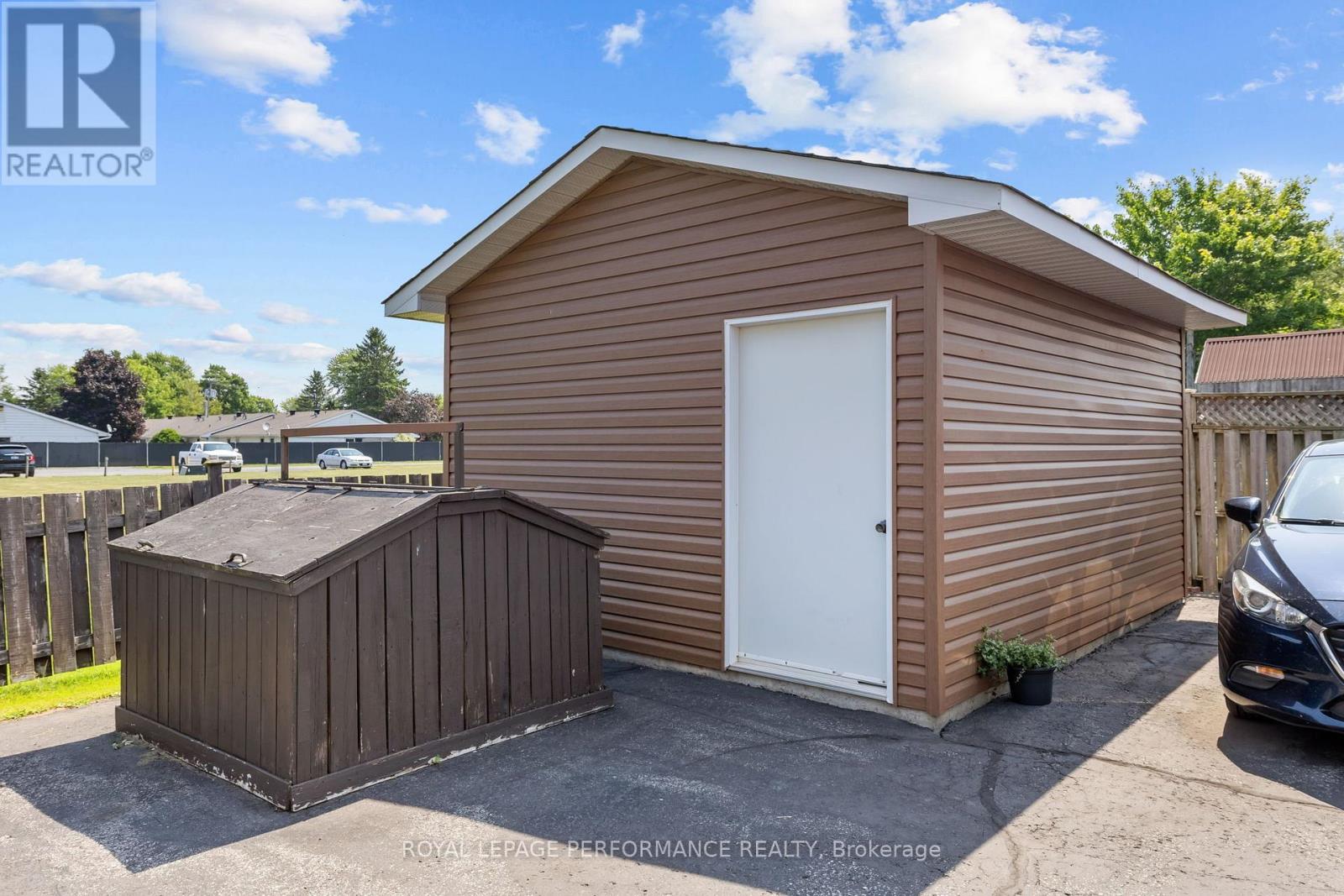 28 Queen Street, North Stormont, Ontario  K0A 1R0 - Photo 41 - X12755460