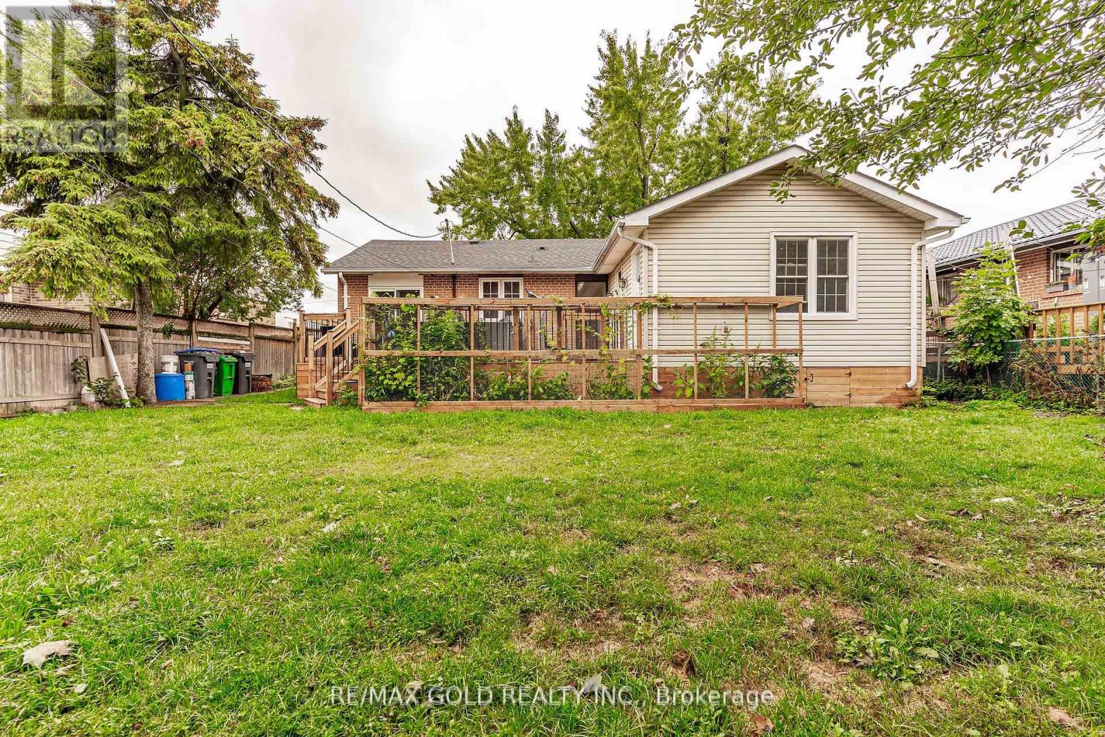 41 Aberdeen Crescent, Brampton, Ontario  L6T 2P8 - Photo 39 - W12478365