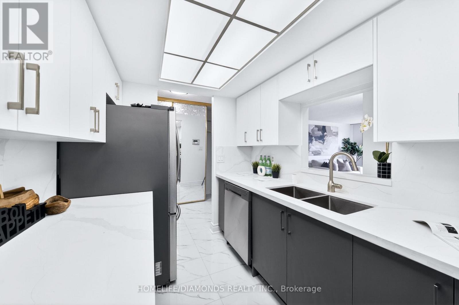 2002 - 5 Concorde Place, Toronto, Ontario  M3C 3M8 - Photo 14 - C12656432