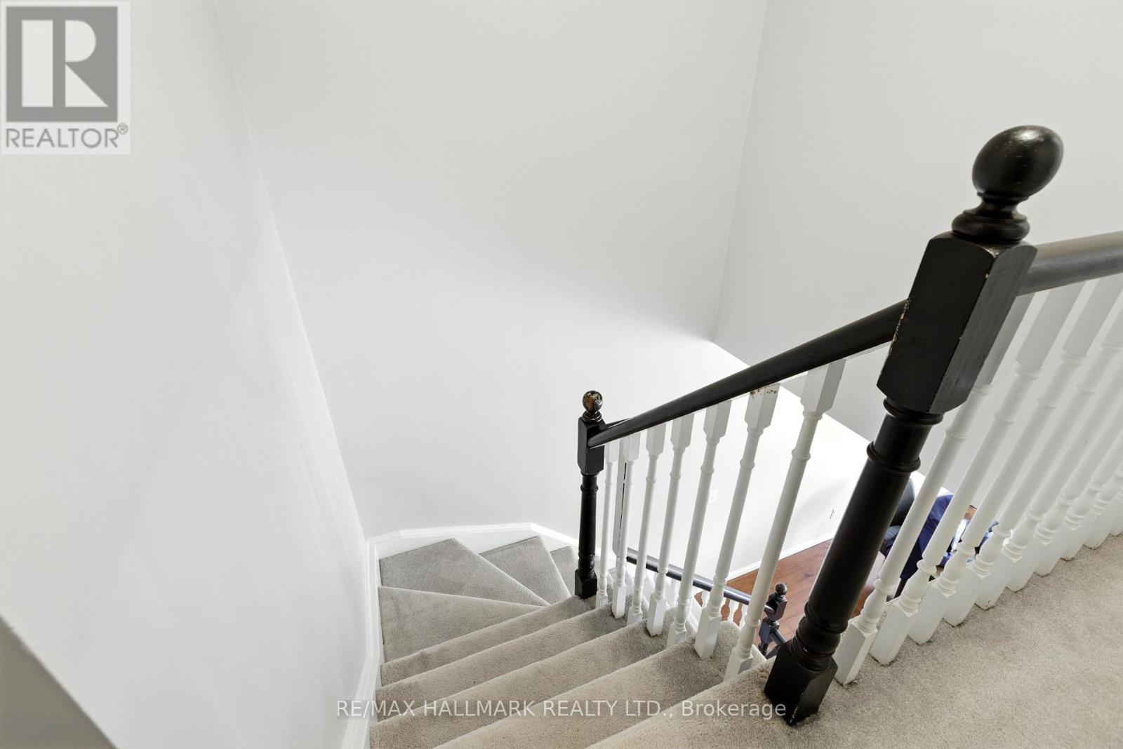 568 Legresley Lane, Newmarket, Ontario  L3Y 8R8 - Photo 29 - N12736844