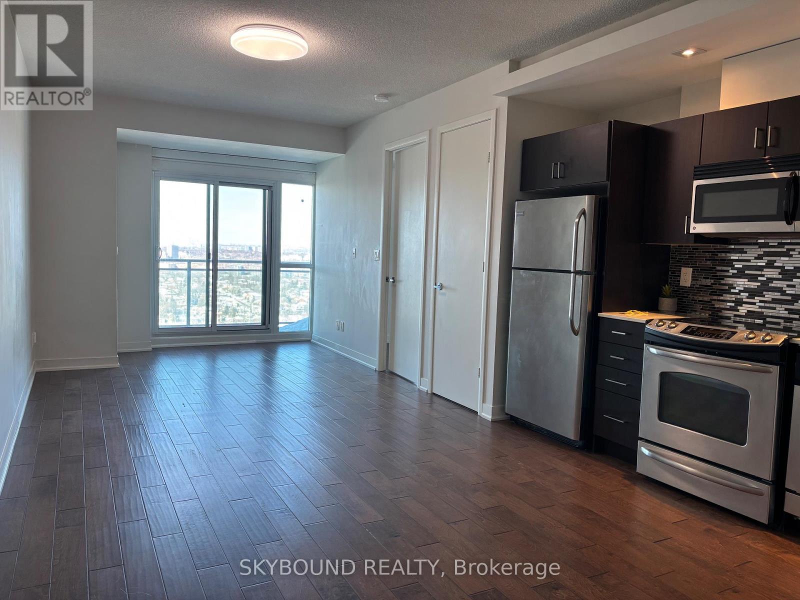 2723 - 165 Legion Road N, Toronto, Ontario  M8Y 0B3 - Photo 22 - W12385774