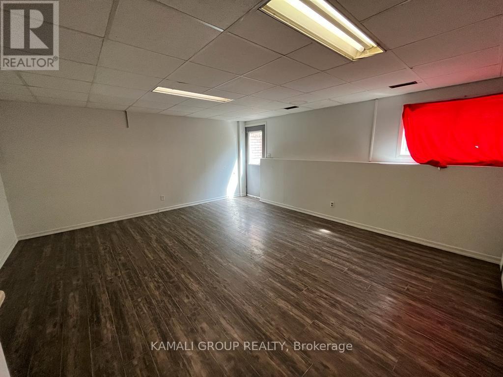 Bsmt - 38 Mayfair Drive, Welland, Ontario  L3C 7A2 - Photo 4 - X12691150