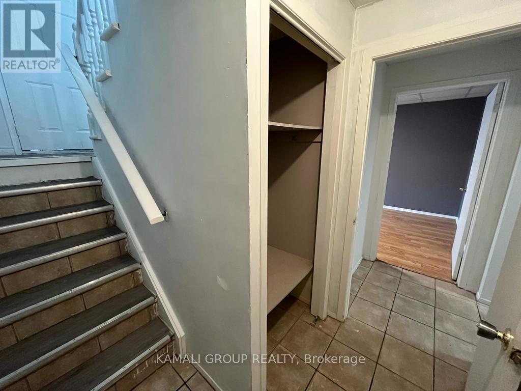 Bsmt - 38 Mayfair Drive, Welland, Ontario  L3C 7A2 - Photo 8 - X12691150