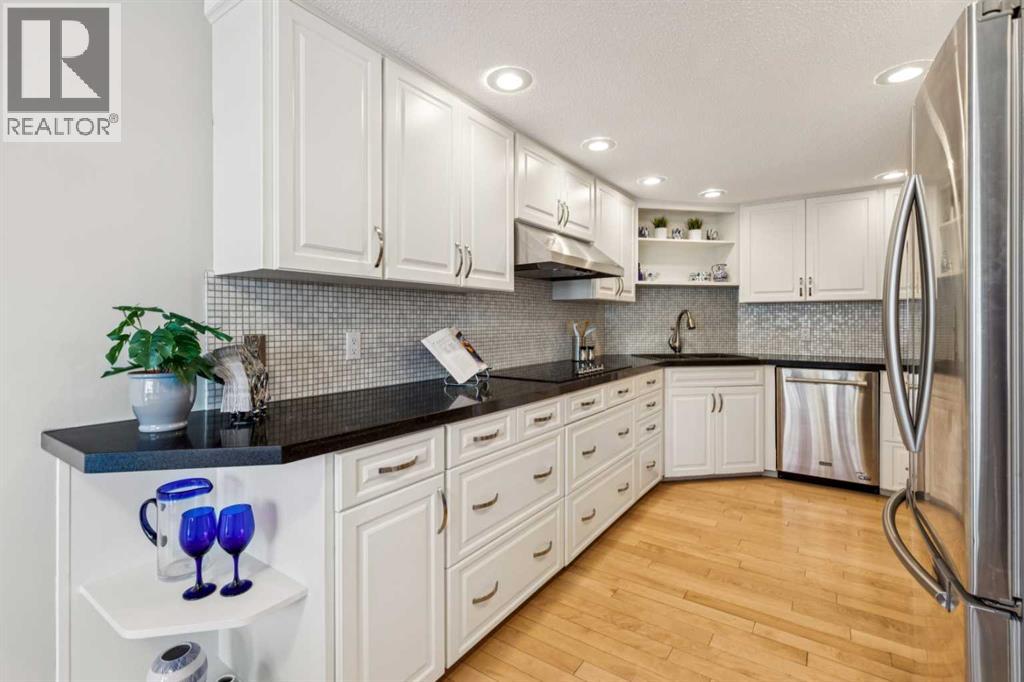 2, 275 Woodridge Drive Sw, Calgary, Alberta  T2W 4S4 - Photo 15 - A2281168