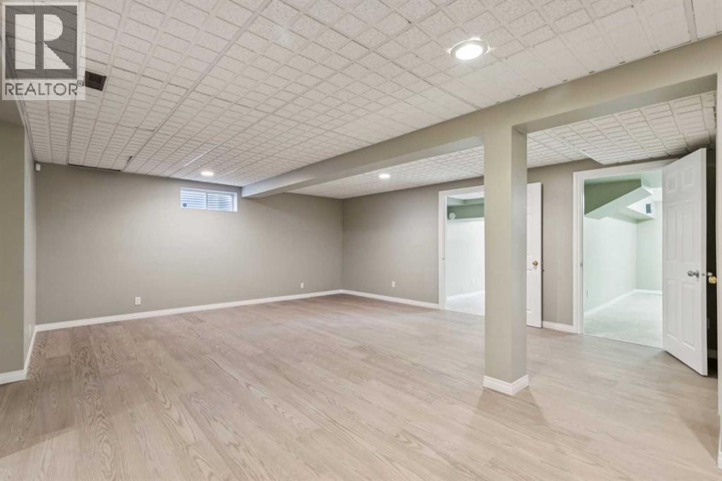 2, 275 Woodridge Drive Sw, Calgary, Alberta  T2W 4S4 - Photo 34 - A2281168