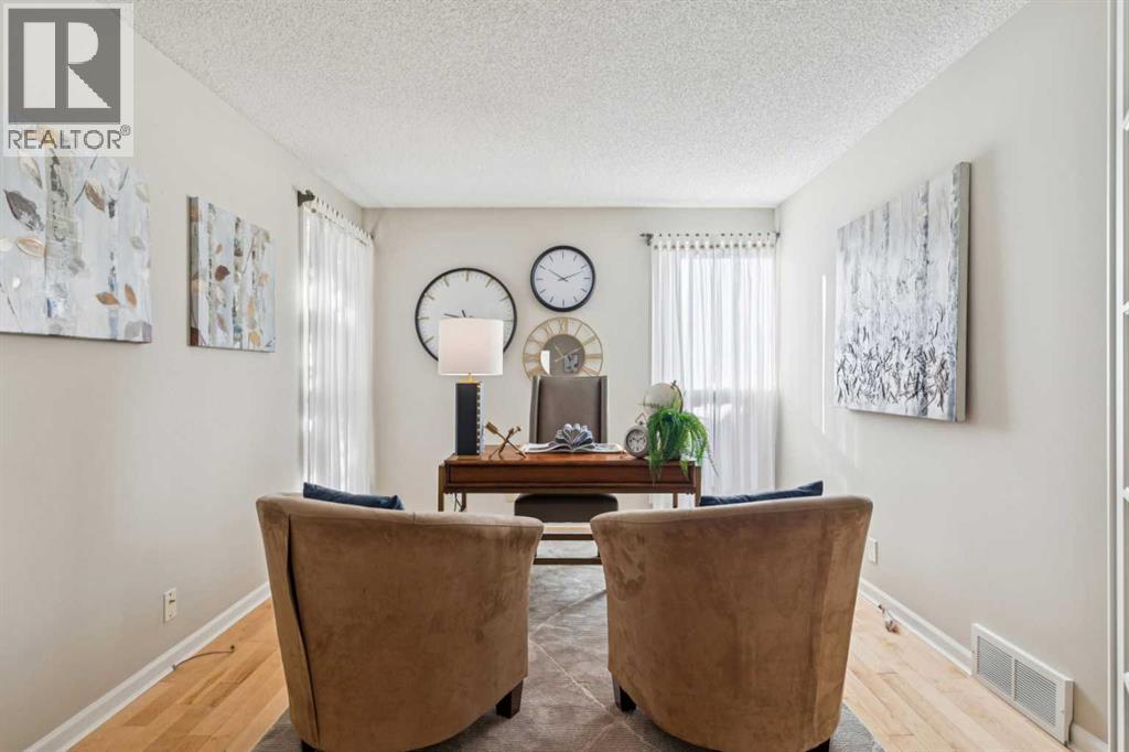 2, 275 Woodridge Drive Sw, Calgary, Alberta  T2W 4S4 - Photo 5 - A2281168