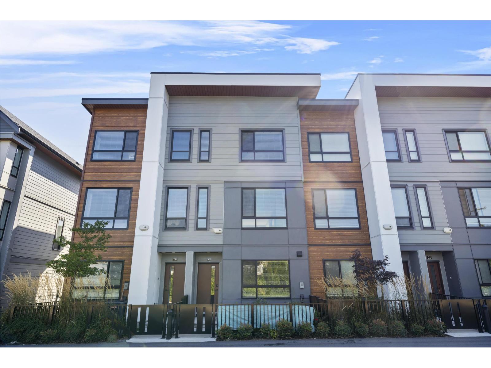 23 30530 Cardinal Avenue, Abbotsford, British Columbia  V2T 0L5 - Photo 1 - R3086283