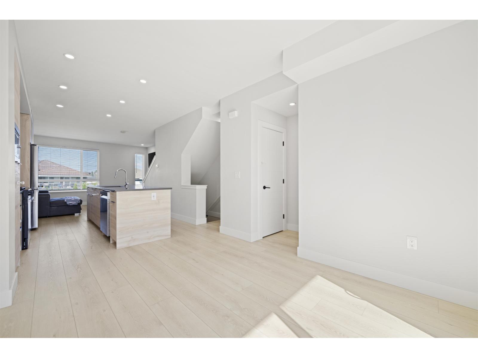 23 30530 Cardinal Avenue, Abbotsford, British Columbia  V2T 0L5 - Photo 4 - R3086283