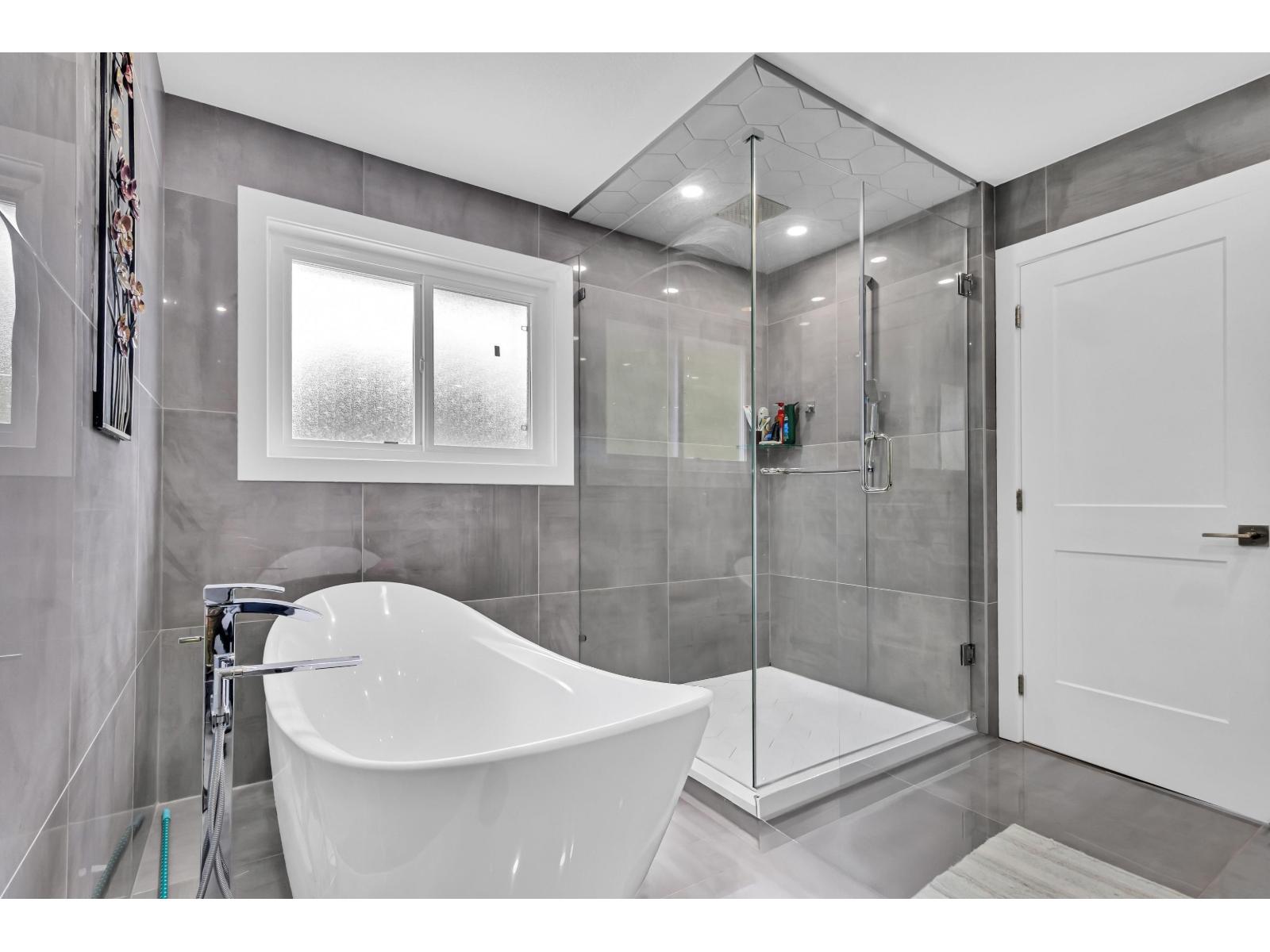 6748 123a Street, Surrey, British Columbia  V3W 0Z1 - Photo 16 - R3086287