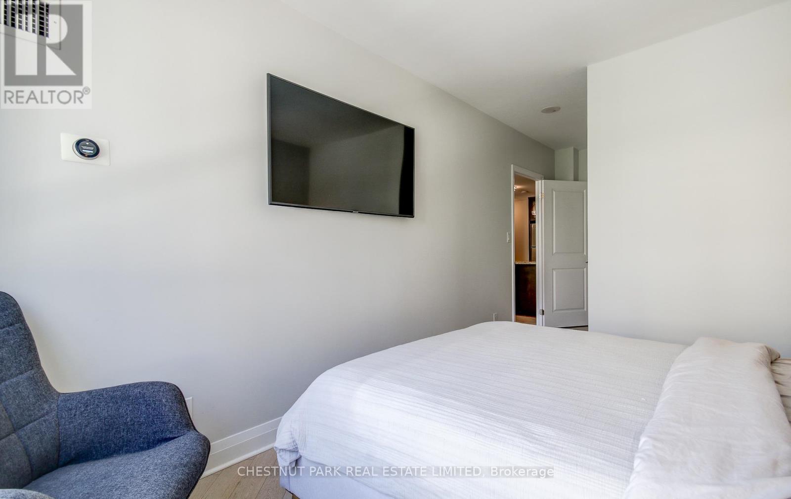 302 - 1430 Yonge Street, Toronto, Ontario  M4T 1Y6 - Photo 11 - C12755492