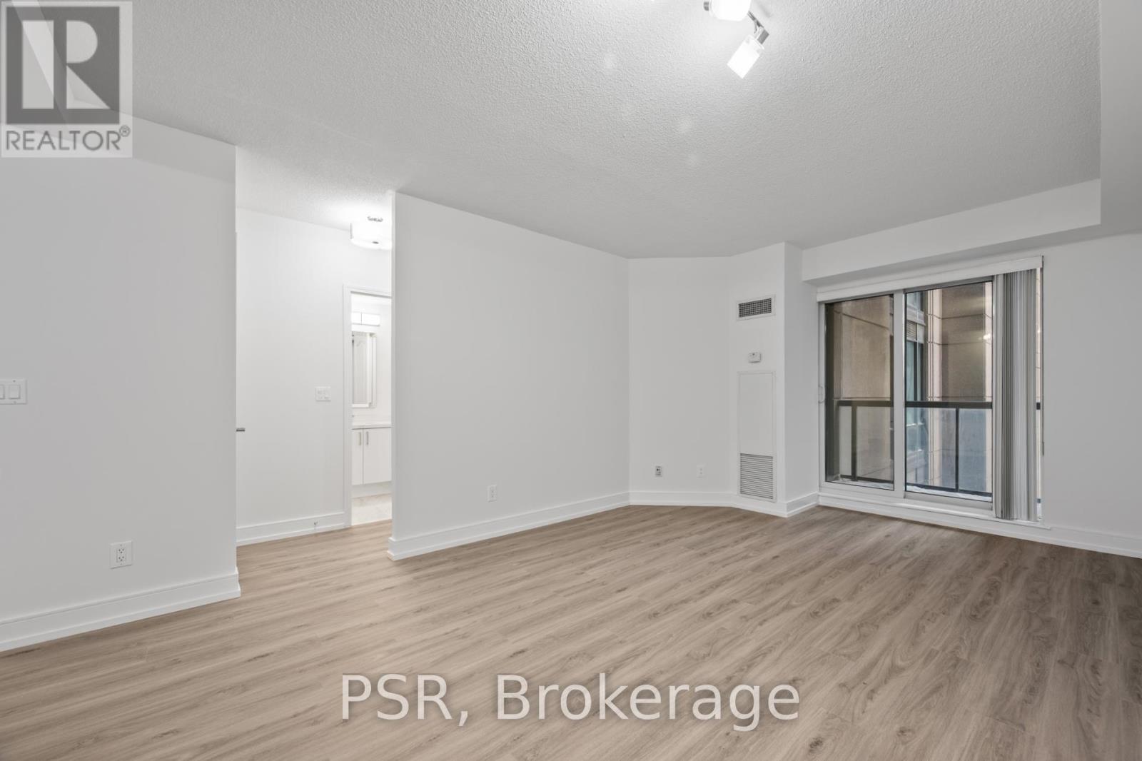 1002 - 50 John Street, Toronto, Ontario  M5V 3T5 - Photo 4 - C12755500