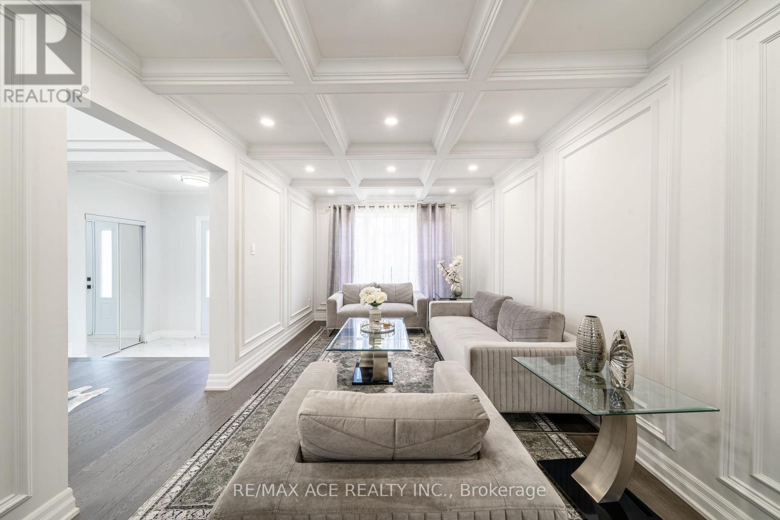 4 Broughton Court, Whitby, Ontario  L1N 6Y8 - Photo 7 - E12755412