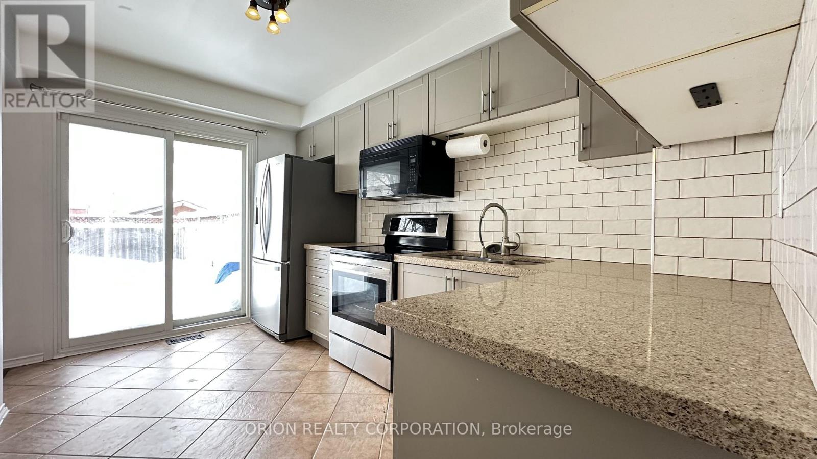 1264 COLEMAN COURT, Innisfil, Ontario