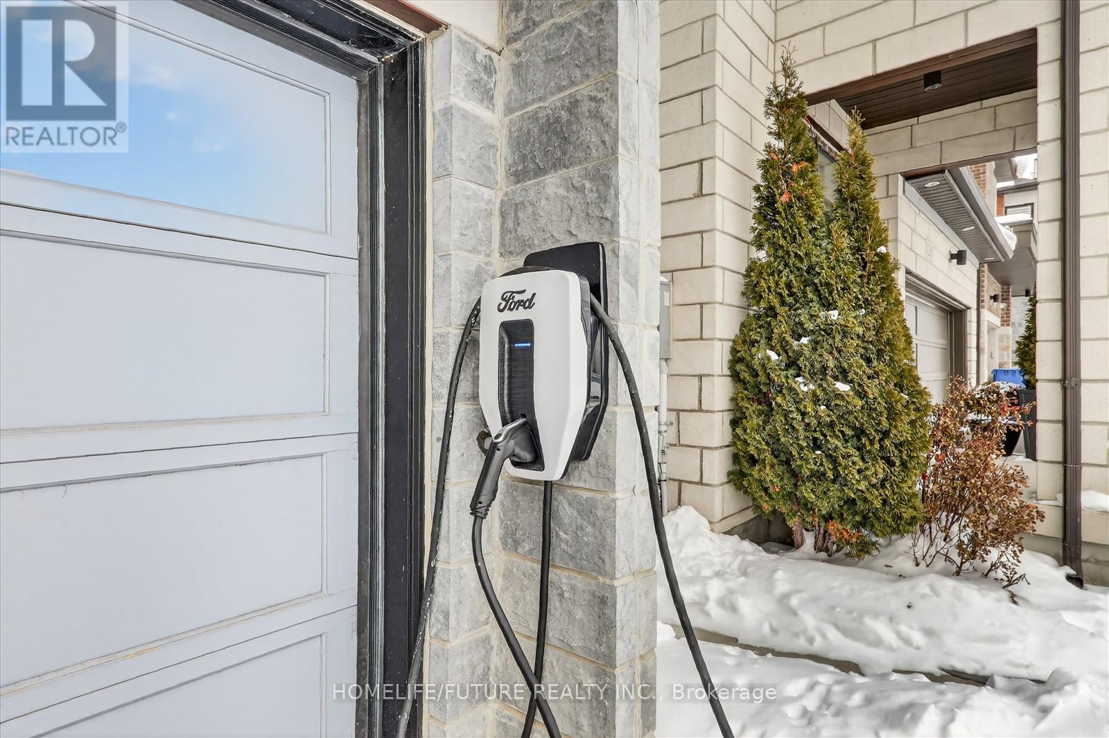 130 Tango Crescent, Newmarket, Ontario  L3X 0K4 - Photo 6 - N12755372