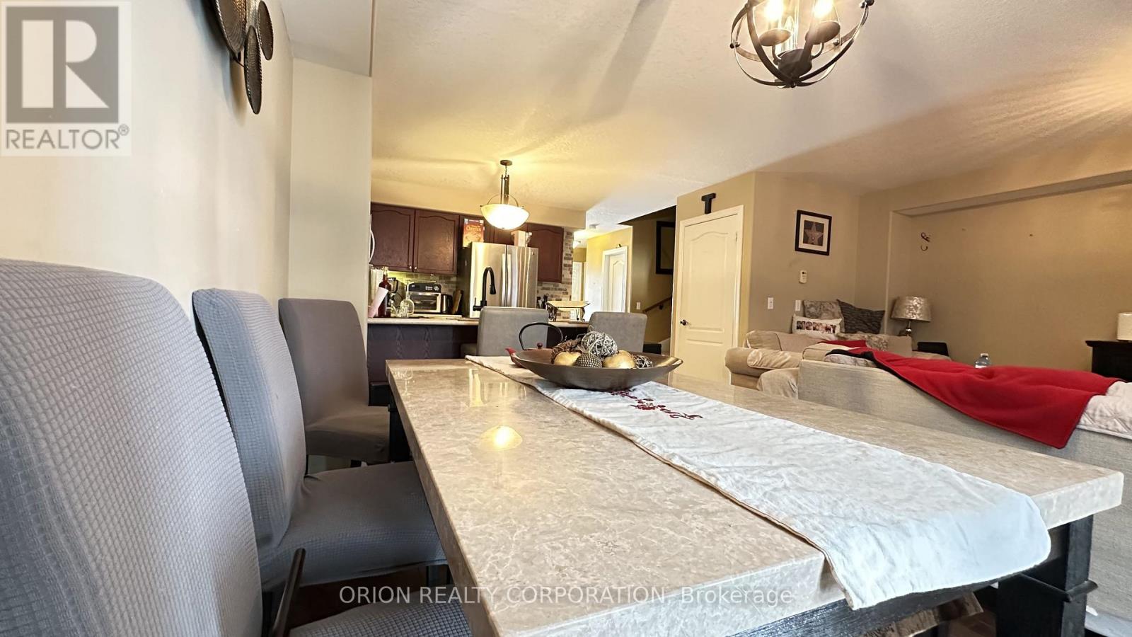 1786 Lamstone Street, Innisfil, Ontario  L9S 5A1 - Photo 9 - N12755400