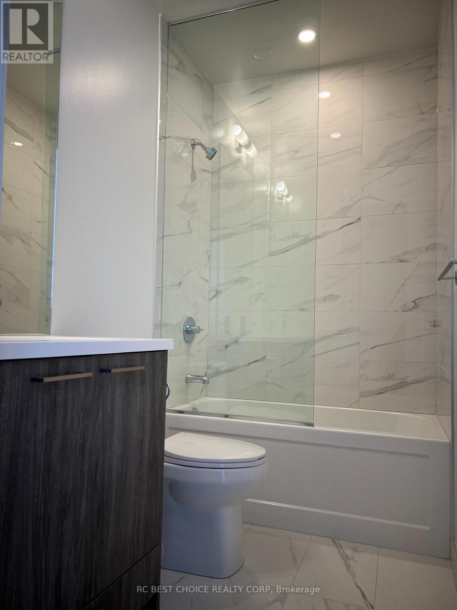 710 - 28 Interchange Way, Vaughan, Ontario  L4K 0P8 - Photo 15 - N12755422