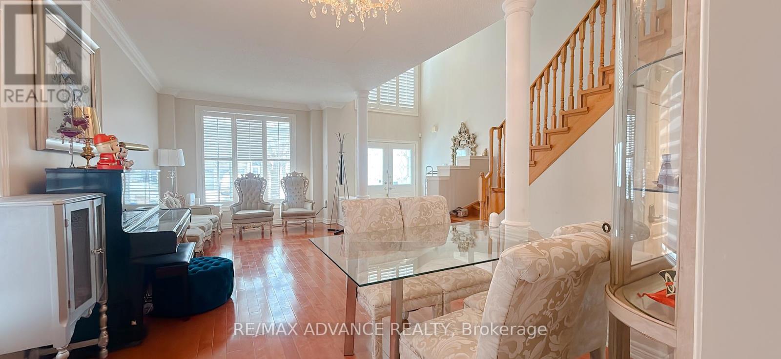 85 Gemini Crescent, Richmond Hill (Rouge Woods), Ontario  L4S 2K8 - Photo 2 - N12755484