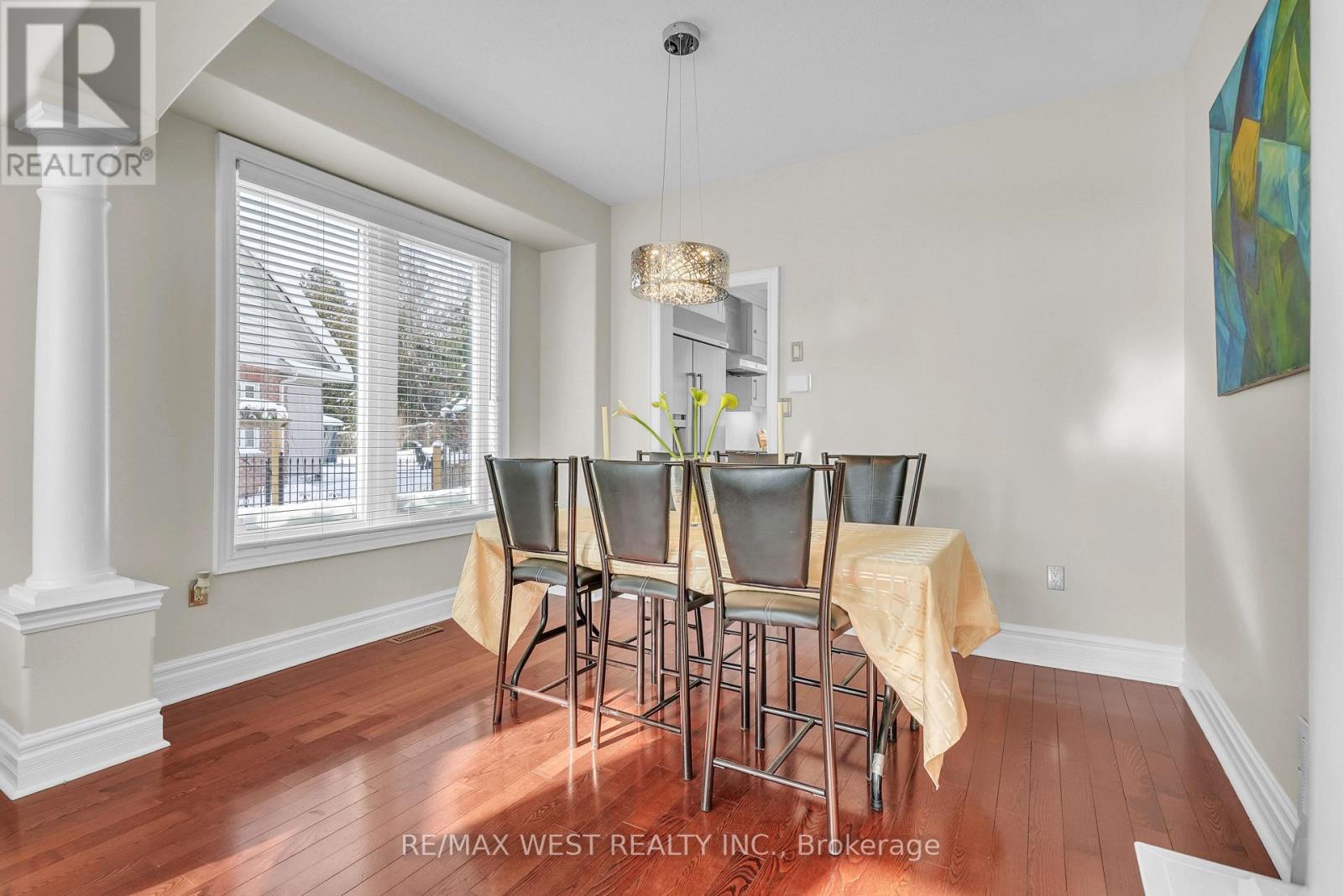 90 Birkhall Place, Barrie (Innis-Shore), Ontario  L4N 0K2 - Photo 7 - S12755396