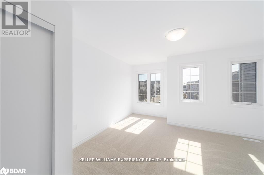 47 Pumpkin Corner Crescent, Barrie, Ontario  L9J 0T7 - Photo 6 - S12755438