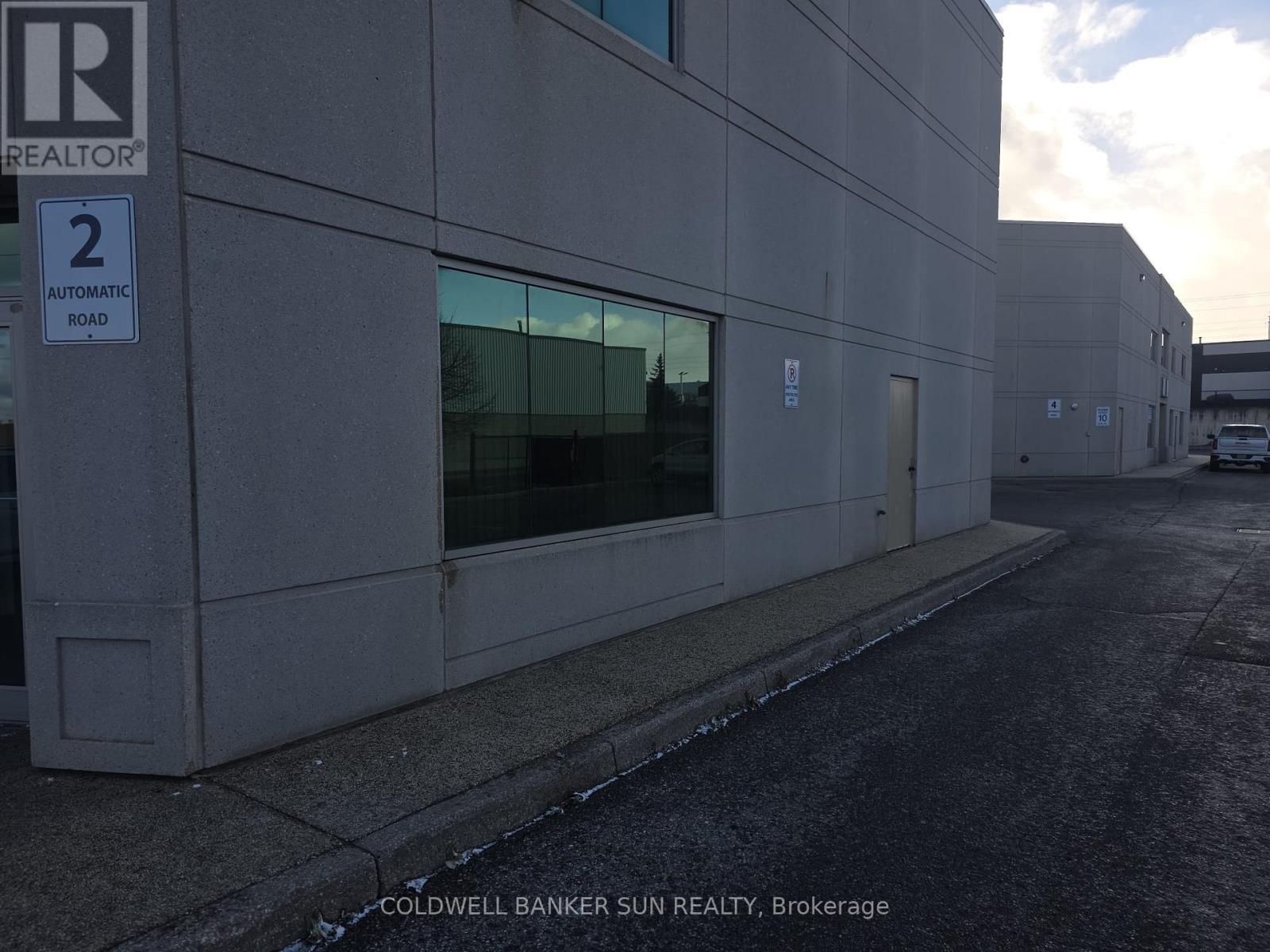 124 - 2 Automatic Road, Brampton, Ontario  L6S 6K8 - Photo 2 - W12592362