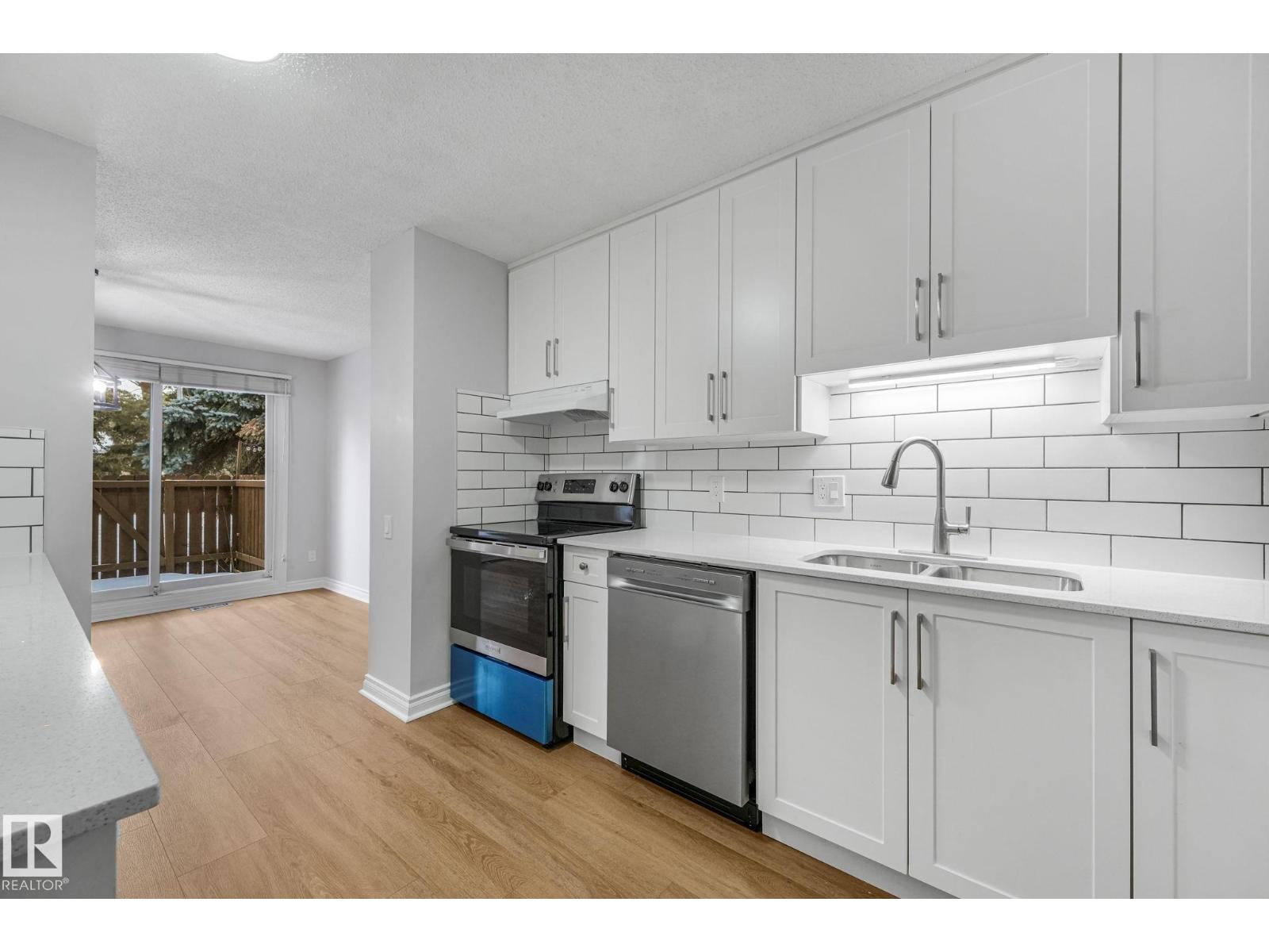 70 Hearthstone Nw, Edmonton, Alberta  T6H 5E5 - Photo 14 - E4472094