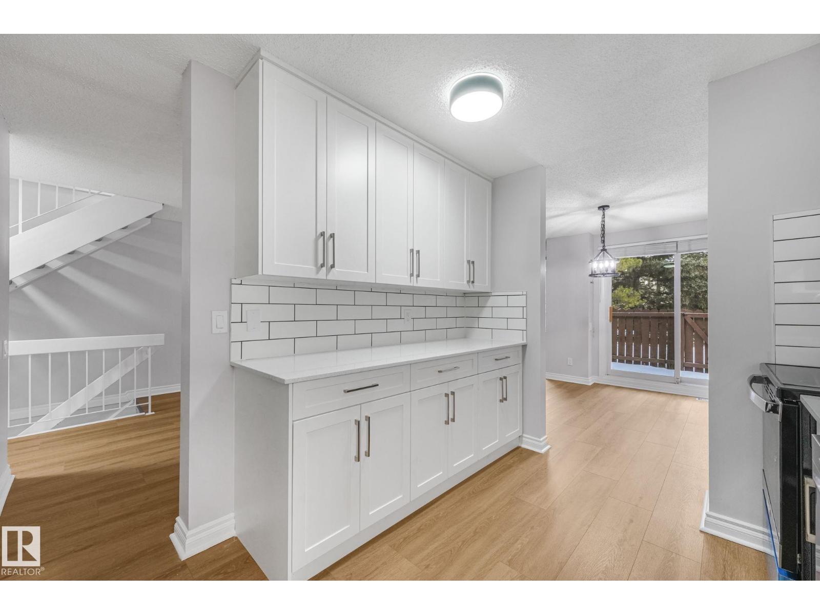 70 Hearthstone Nw, Edmonton, Alberta  T6H 5E5 - Photo 18 - E4472094