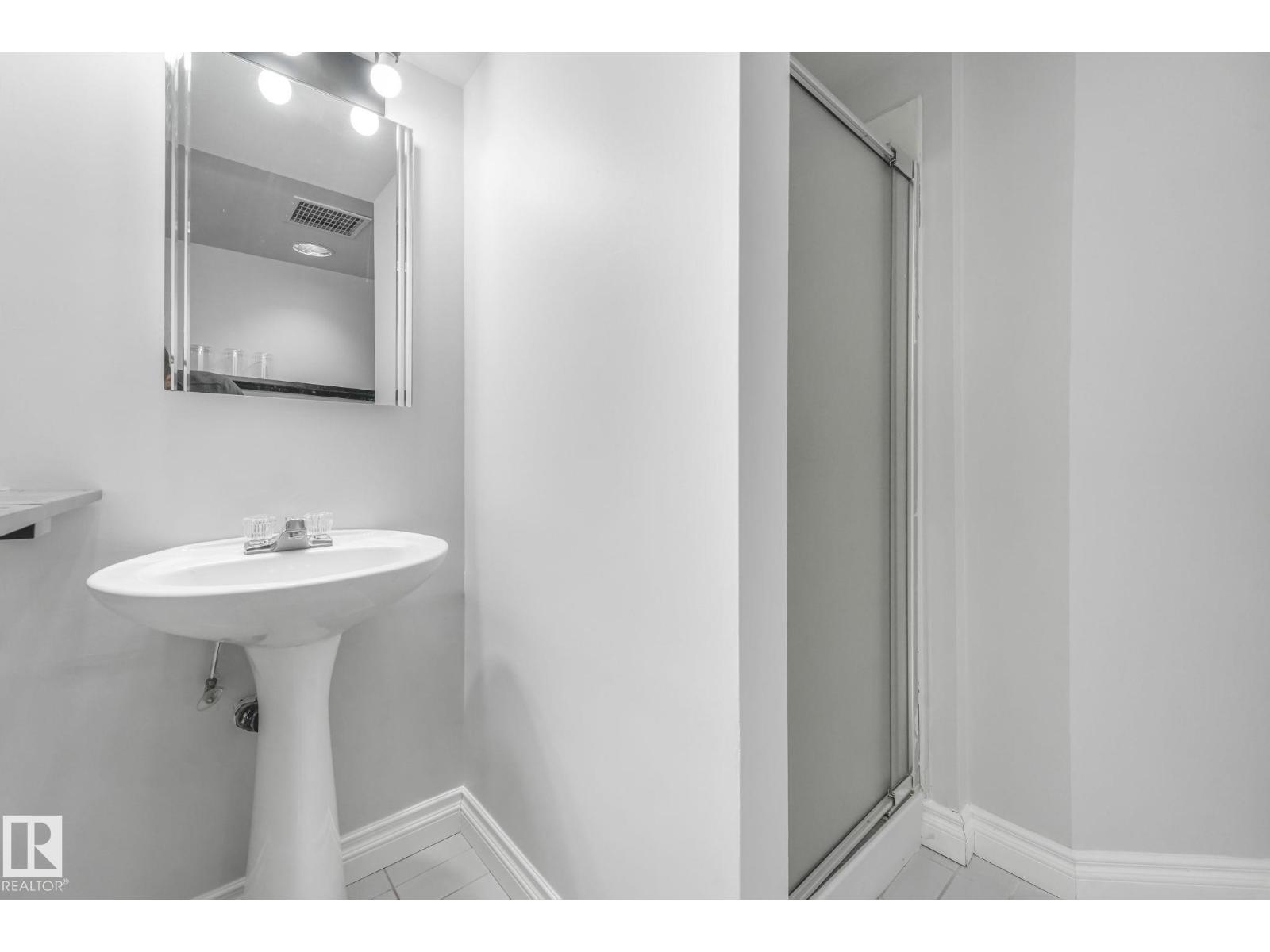 70 Hearthstone Nw, Edmonton, Alberta  T6H 5E5 - Photo 45 - E4472094