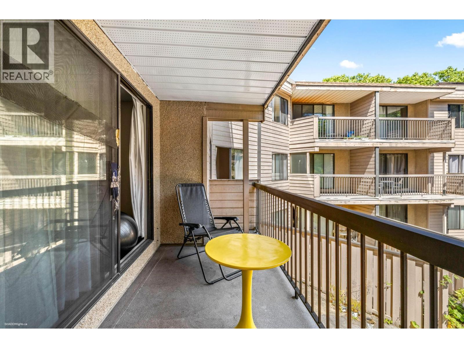 211 8400 Lansdowne Road, Richmond, British Columbia  V6X 3G3 - Photo 23 - R3032335