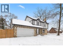 3805 BORRELLI, Windsor, Ontario