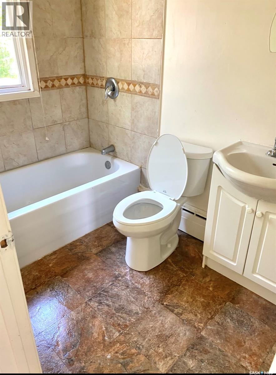 1502 105th Street, North Battleford, Saskatchewan  S9A 1T6 - Photo 24 - SK027897