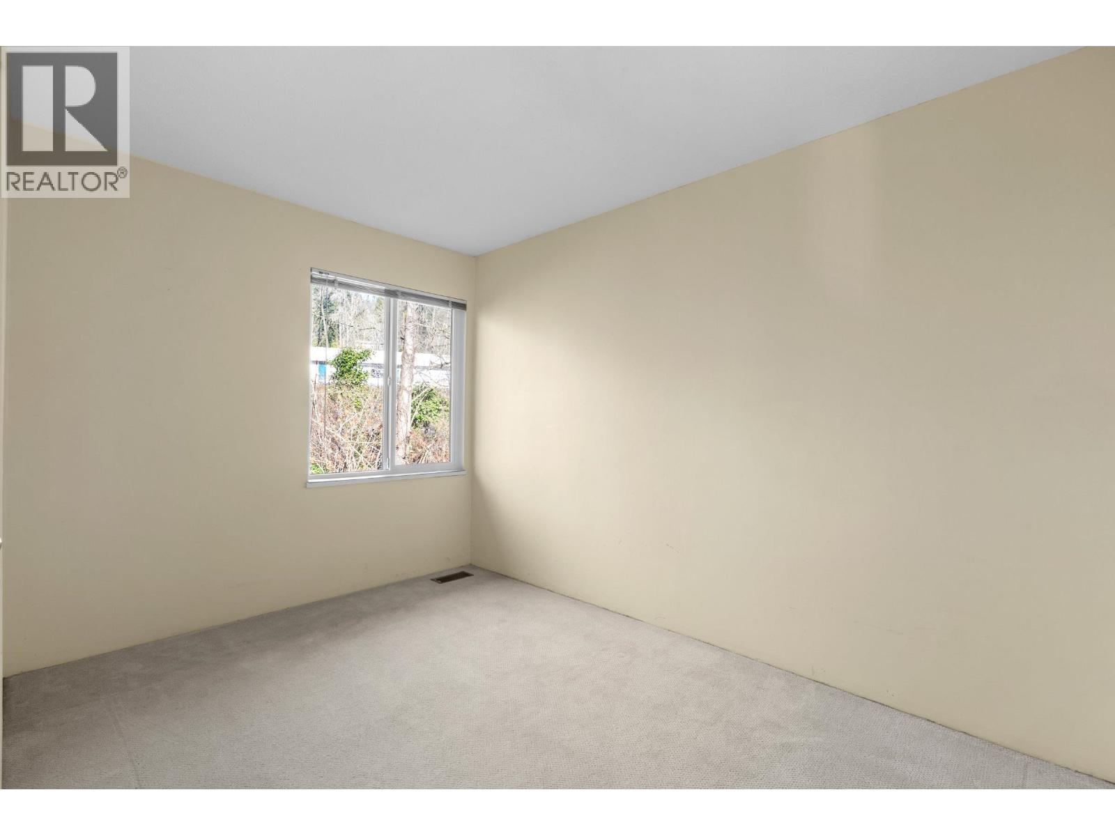 8531 Timber Court, Burnaby, British Columbia  V5A 4B6 - Photo 34 - R3085437