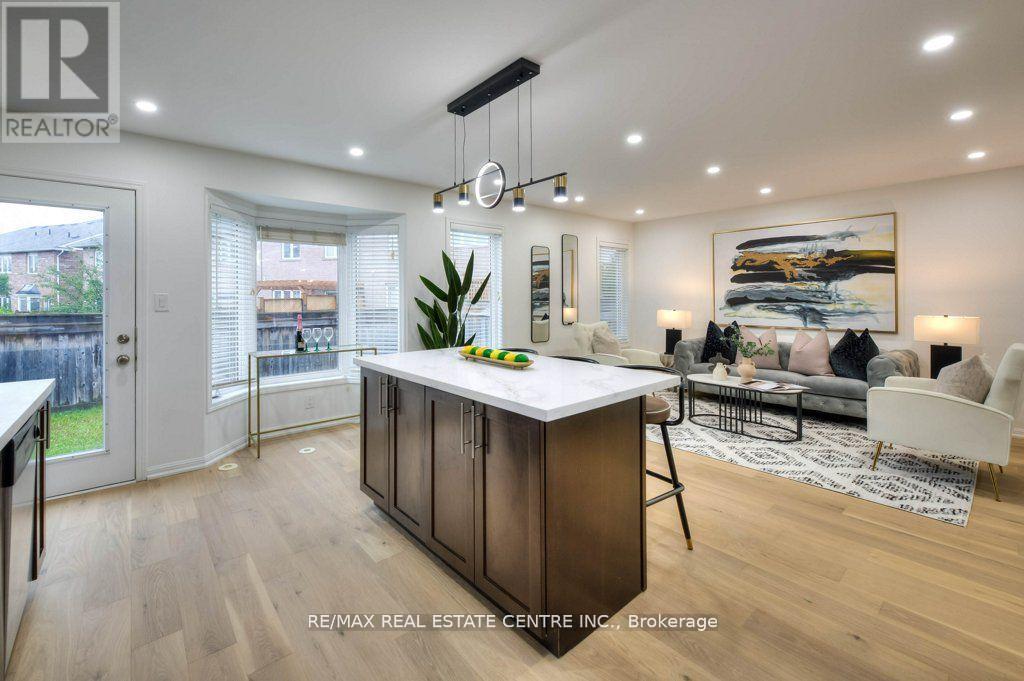 782 Maquire Terrace, Milton (Co Coates), Ontario  L9T 6P5 - Photo 17 - W12755352