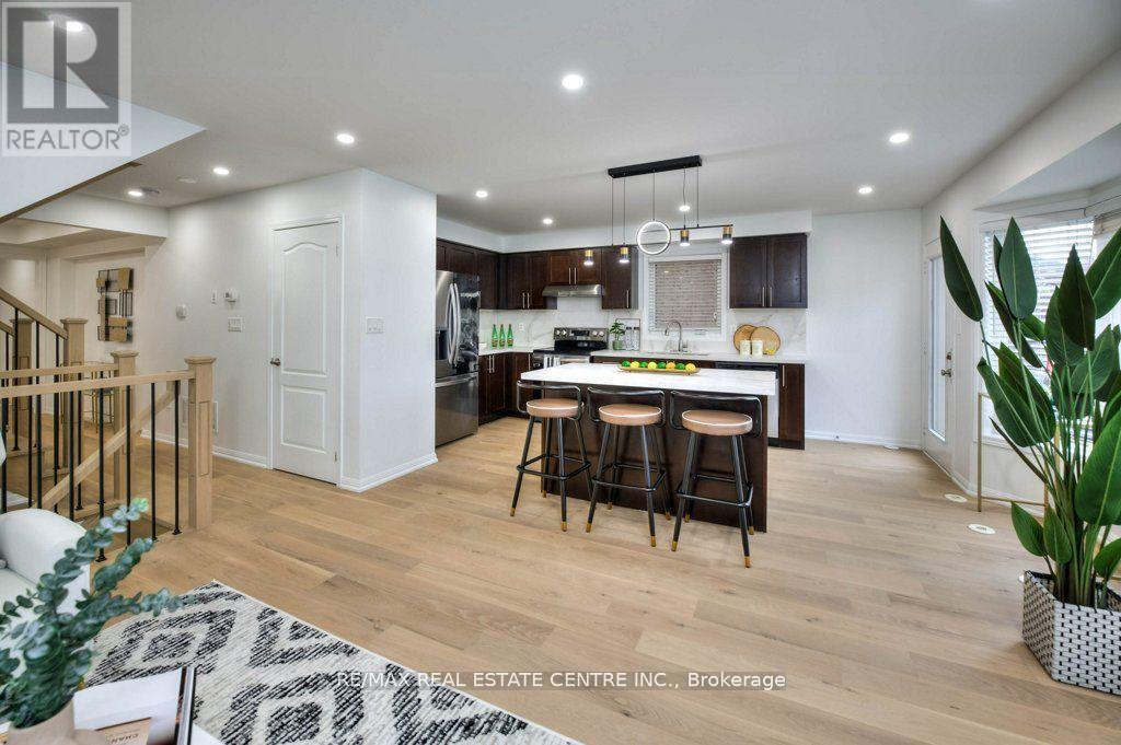 782 Maquire Terrace, Milton (Co Coates), Ontario  L9T 6P5 - Photo 18 - W12755352