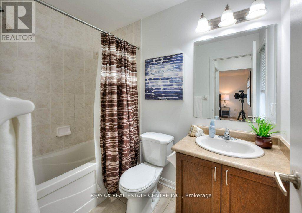 782 Maquire Terrace, Milton (Co Coates), Ontario  L9T 6P5 - Photo 20 - W12755352