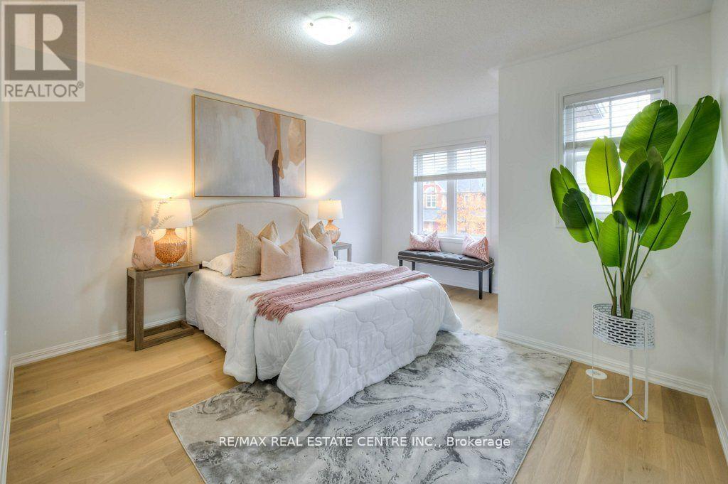 782 Maquire Terrace, Milton (Co Coates), Ontario  L9T 6P5 - Photo 3 - W12755352