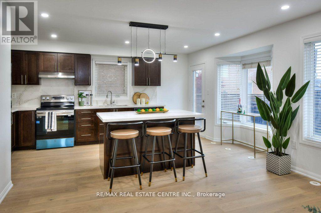 782 Maquire Terrace, Milton (Co Coates), Ontario  L9T 6P5 - Photo 9 - W12755352