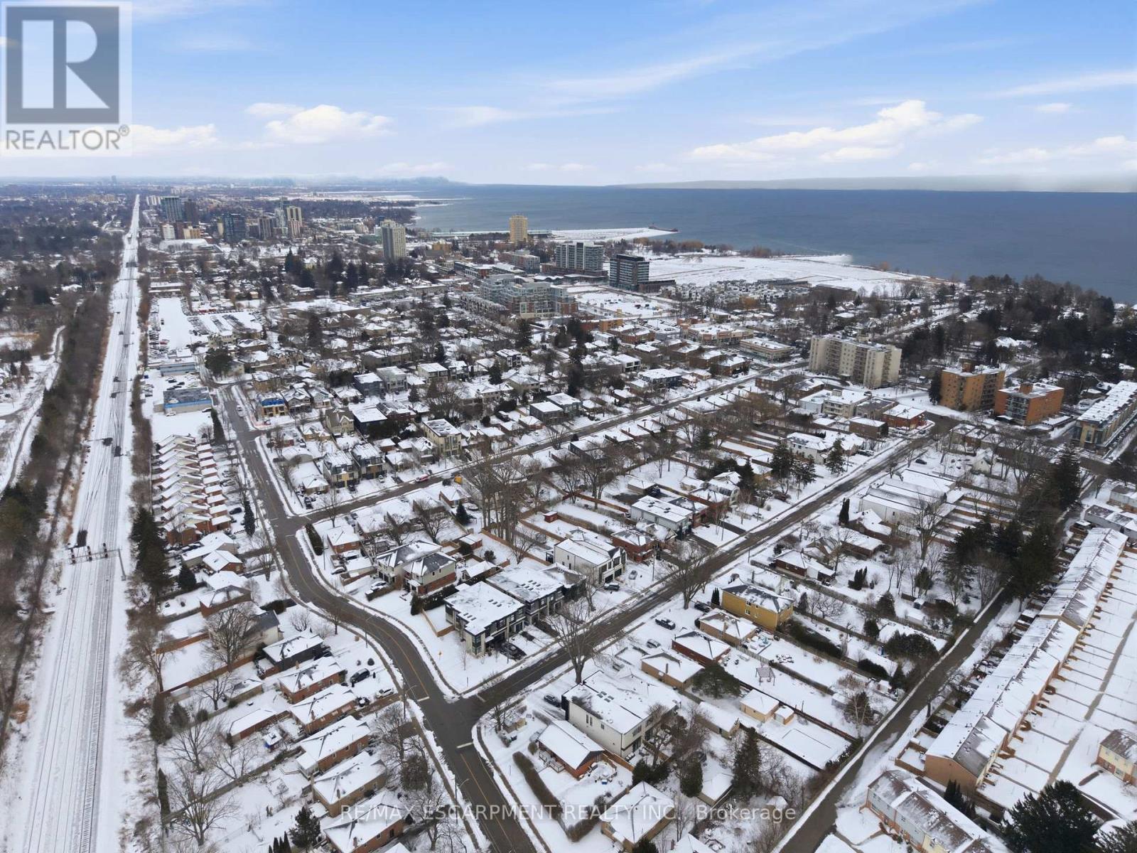 43 Broadview Avenue, Mississauga, Ontario  L5H 2S8 - Photo 25 - W12755426