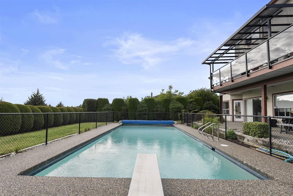 16512 77a Avenue, Surrey, British Columbia  V4N 0L4 - Photo 5 - R3085655