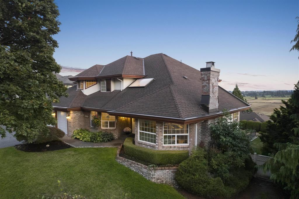 16512 77a Avenue, Surrey, British Columbia  V4N 0L4 - Photo 4 - R3085655