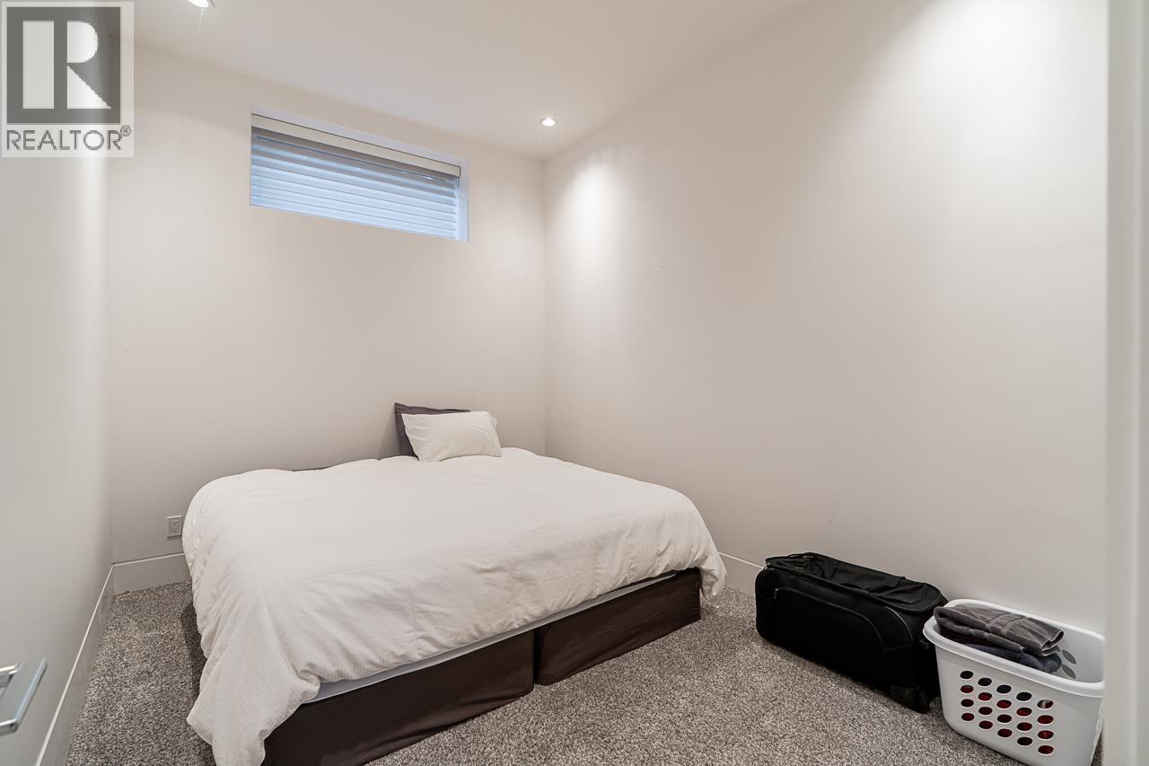 7329 Braeside Drive, Burnaby, British Columbia  V5A 1G2 - Photo 27 - R3085556