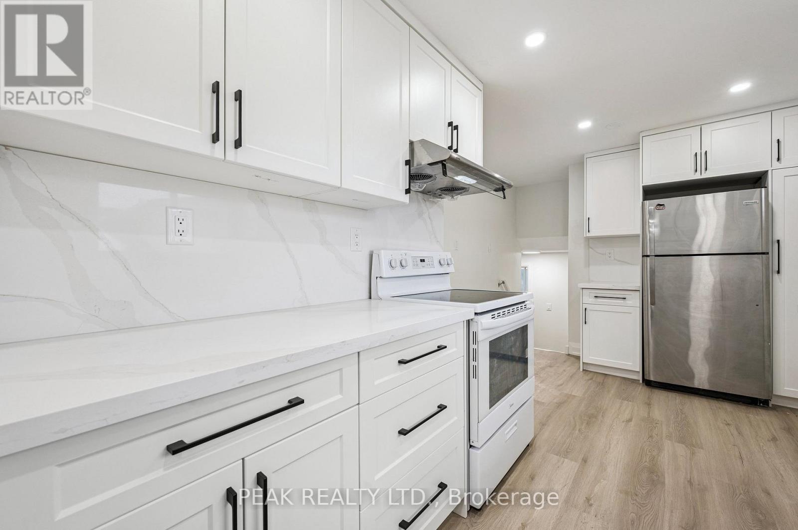 116 Markwood Drive, Kitchener, Ontario  N2M 2H6 - Photo 19 - X12755360