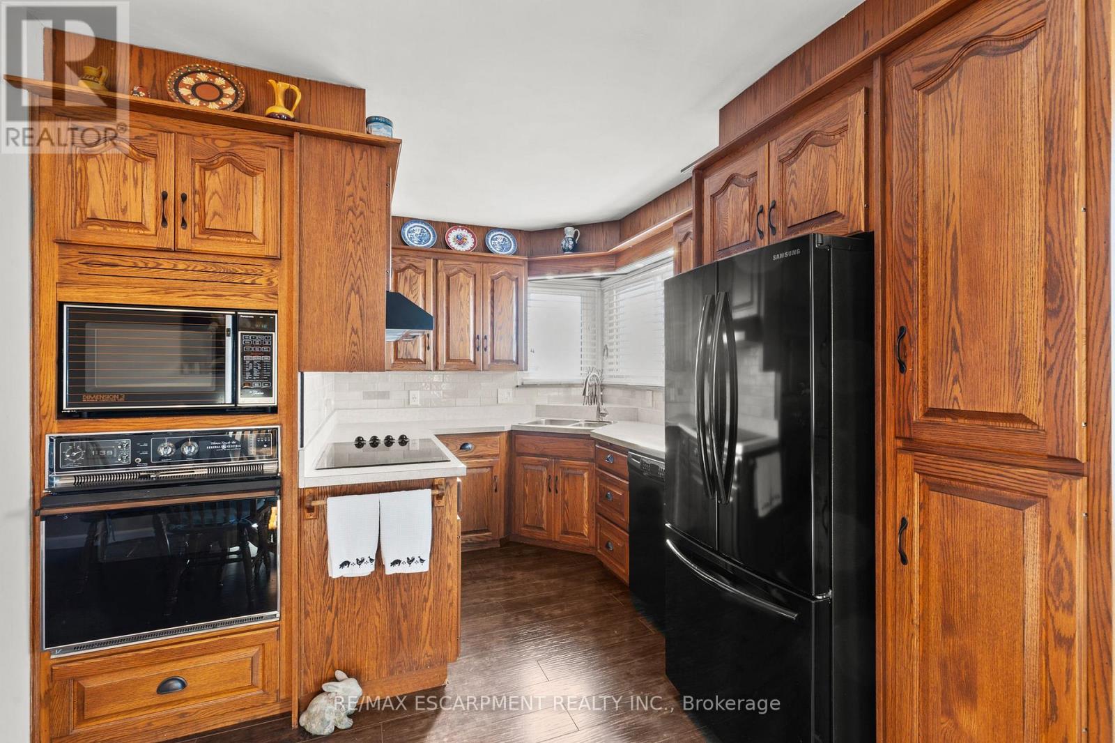 51 Elliott Avenue, Hamilton, Ontario  L8T 2H7 - Photo 13 - X12755366