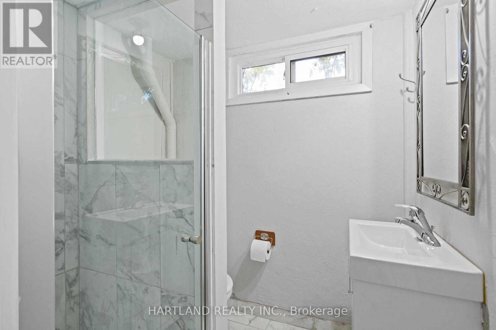 19 Kenworth Drive, St. Catharines, Ontario  L2M 4S4 - Photo 27 - X12755454